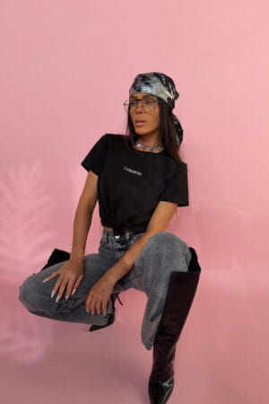 t-shirt sassy czarny 4.jpeg